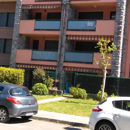 Apartamento Centrico Con Piscina アパート リャネス