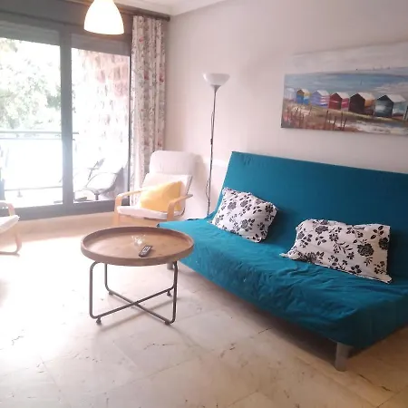 アパート Apartamento Centrico Con Piscina リャネス