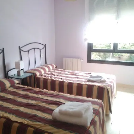 アパート Apartamento Centrico Con Piscina リャネス