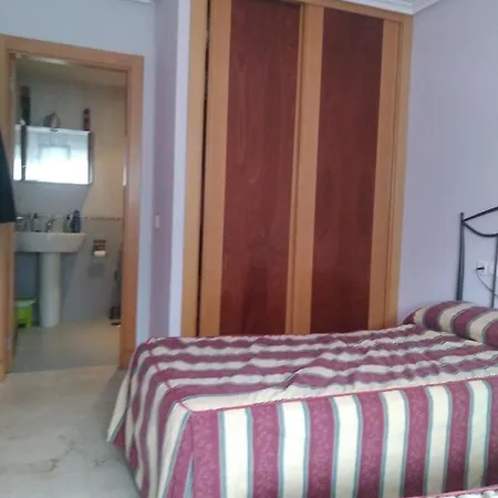 Apartamento Centrico Con Piscina * リャネス